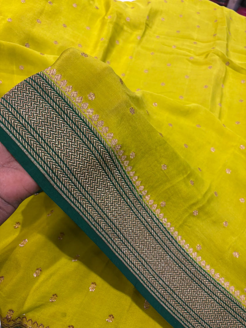 Pure Banarasi silk saree - Mehendi Green